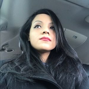 Meet your Posher, Maria